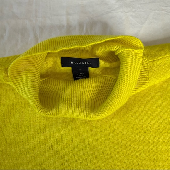 Halogen Yellow Meadow Mock Neck Puff Sleeve Short Sleeve Sweater M NWT - Picture 3 of 9